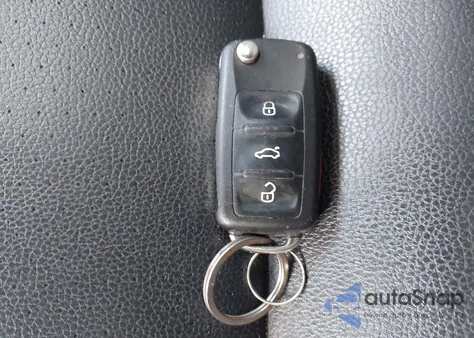 2017 Volkswagen Jetta 1.4T Se z USA, uszkodzony, nr VIN 3VWDB7AJ1HM267570